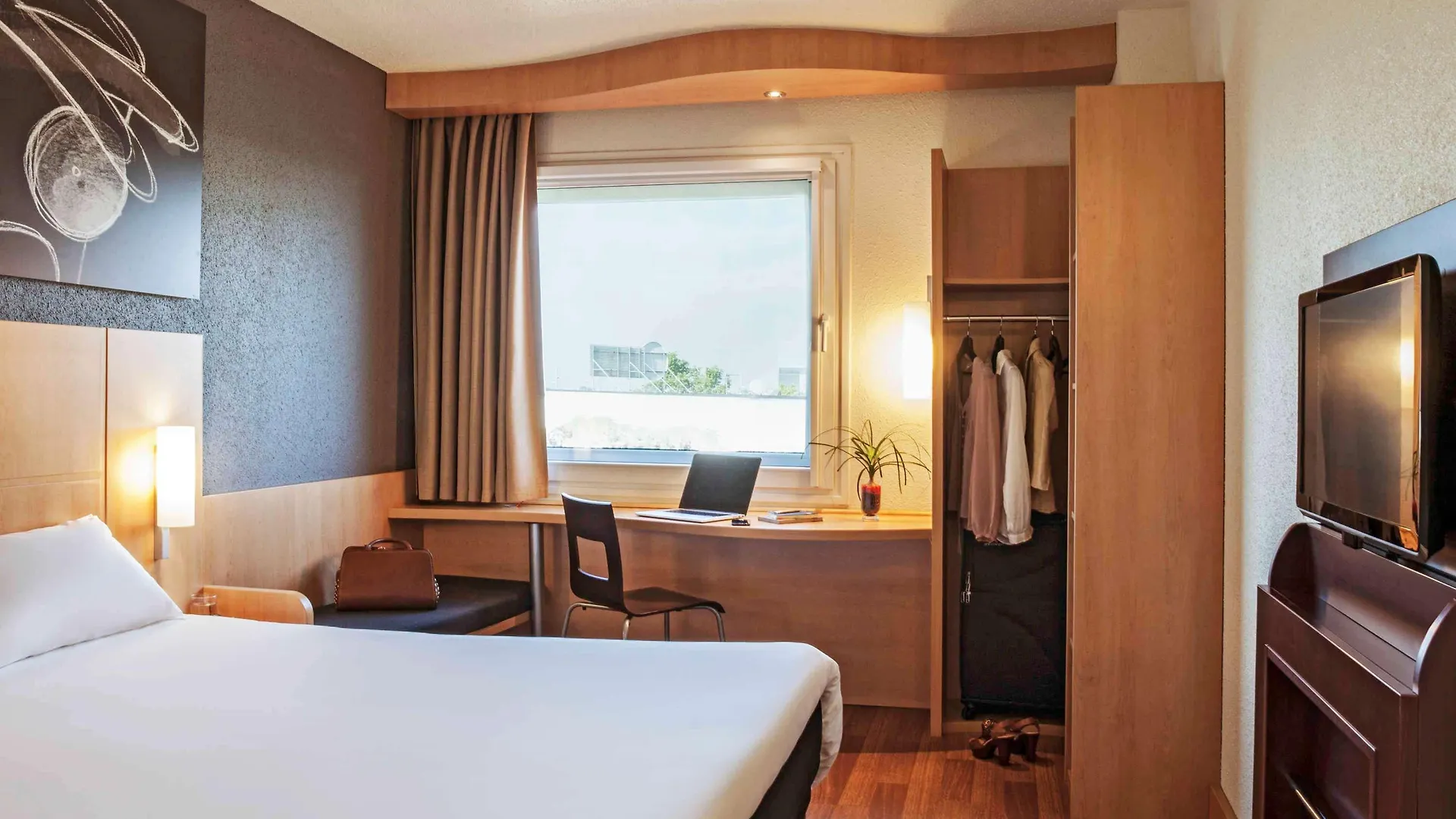 Ibis Cornella Hotel Cornella de Llobregat